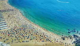 praia verão na Nazaré